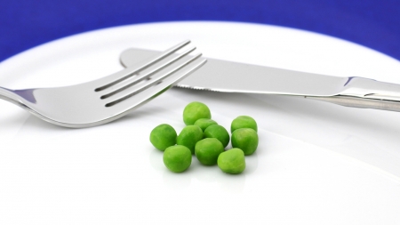 Kreisgesundheitsamt bietet an drei Donnerstagen, am 6. und 20. November sowie am 4. Dezember, Infoabende für Angehörige essgestörter Menschen an.© Fotolia.com - L.Klauser 